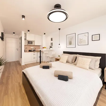 Апартаменты Ponderosa With Pool & View, 124 *