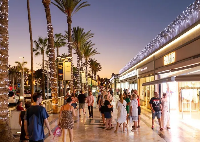 Ponderosa With Pool & View, 124 شقة